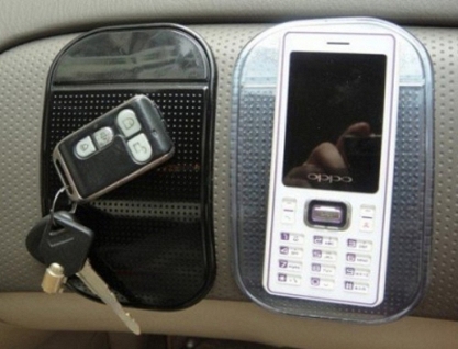 Автомобильный держатель для телефона, коврик-липучка черный, oem