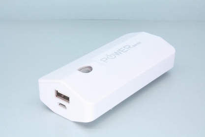 АКБ внешняя для мобильных устройств, 5600mAh, GLP-207W, белая